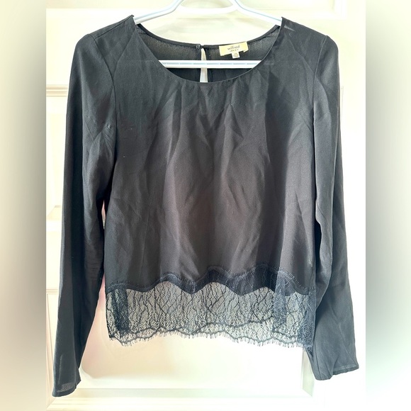 Aritzia Wilfred Women’s Silk Dark Romance Black Long Sleeve Lace Top Size XXS - Picture 1 of 6